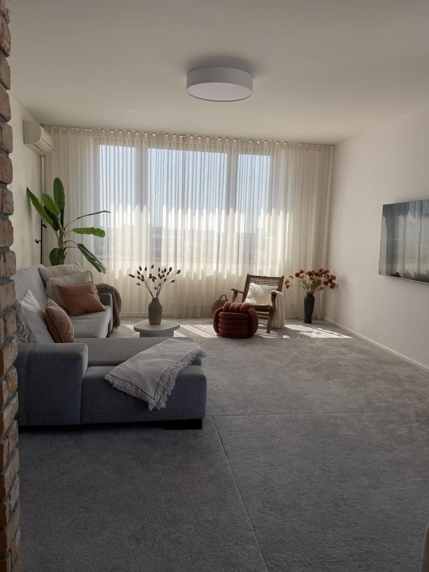 Panorama View Design Apt In Old Town - Free Parking Bratislava Ngoại thất bức ảnh